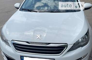 Хэтчбек Peugeot 308 2017 в Киеве