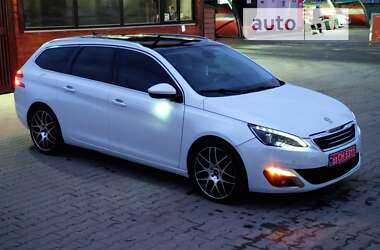 Универсал Peugeot 308 2014 в Коростене