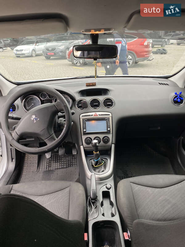 Універсал Peugeot 308 2012 в Хотині