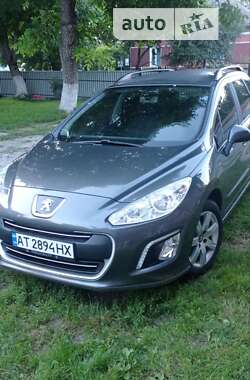 Универсал Peugeot 308 2013 в Борщеве