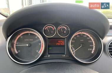 Универсал Peugeot 308 2011 в Киеве