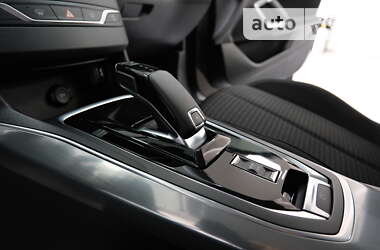 Хетчбек Peugeot 308 2020 в 