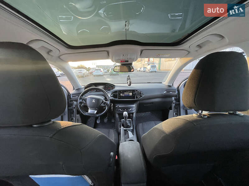 Універсал Peugeot 308 2014 в Мукачевому