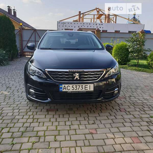 Универсал Peugeot 308 2017 в Луцке