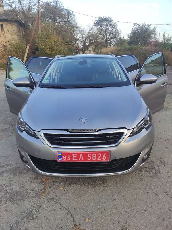 Універсал Peugeot 308 2015 в Решетилівці