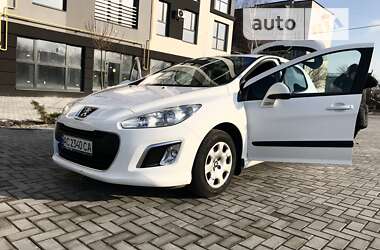 Хэтчбек Peugeot 308 2011 в Ковеле