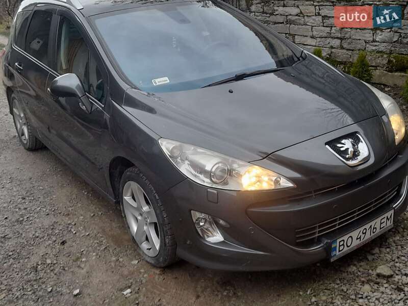 Универсал Peugeot 308 2008 в Борщеве