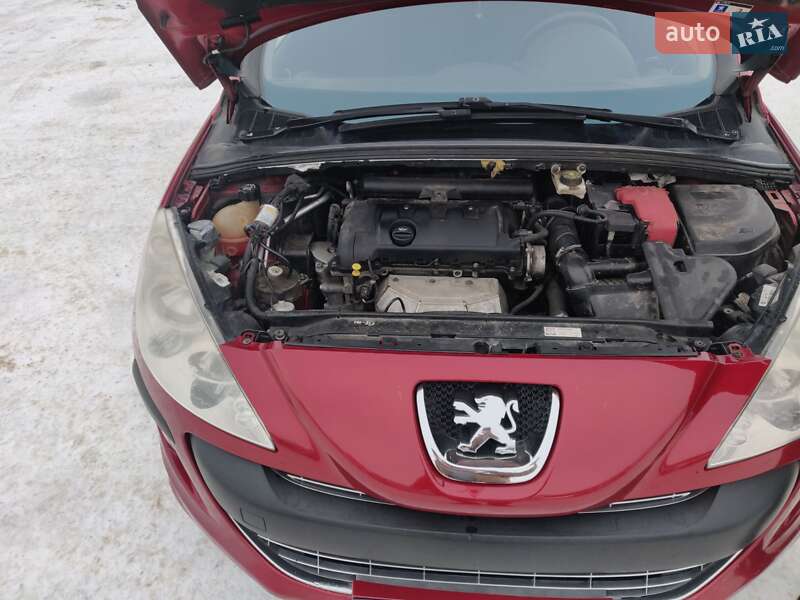 Универсал Peugeot 308 2009 в Нововолынске