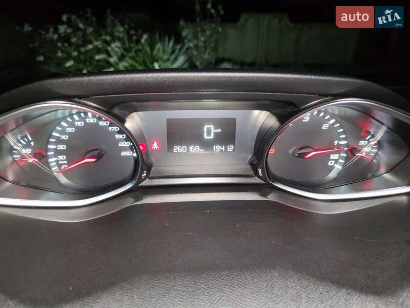 Универсал Peugeot 308 2014 в Желтых Водах фото 6 Универсал Peugeot 308 2014 в Желтых Водах