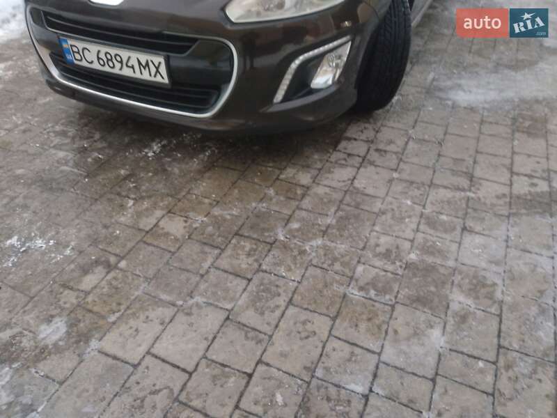 Универсал Peugeot 308 2011 в Львове фото 18 Универсал Peugeot 308 2011 в Львове