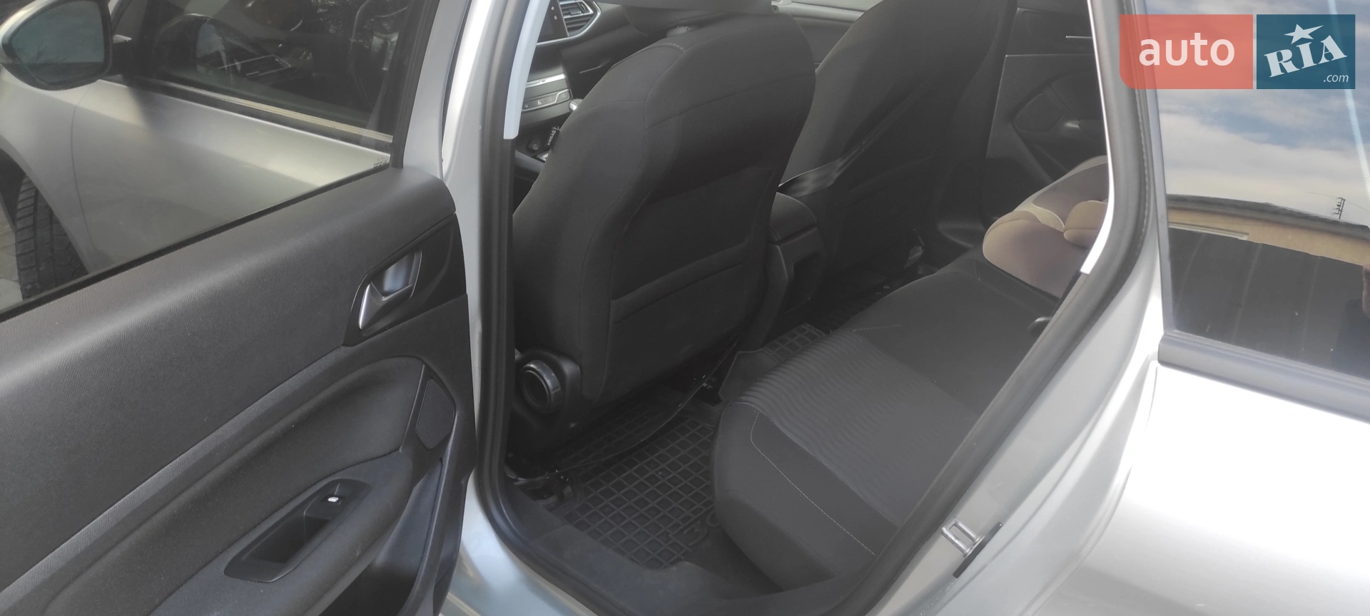 2016 Peugeot 308 - мініатюра 16