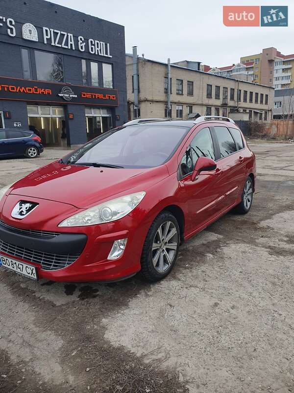 Універсал Peugeot 308 2010 в Дніпрі