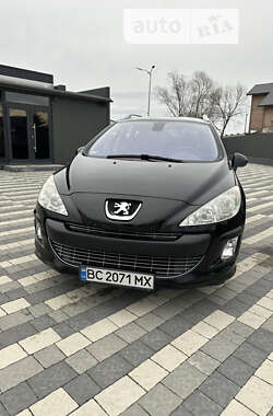 Универсал Peugeot 308 2009 в Городке