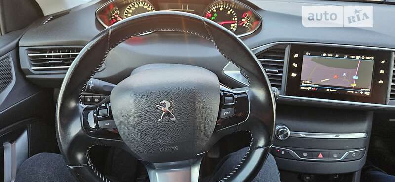 Универсал Peugeot 308 2018 в Львове