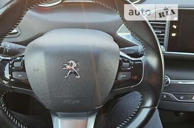 Универсал Peugeot 308 2018 в Львове