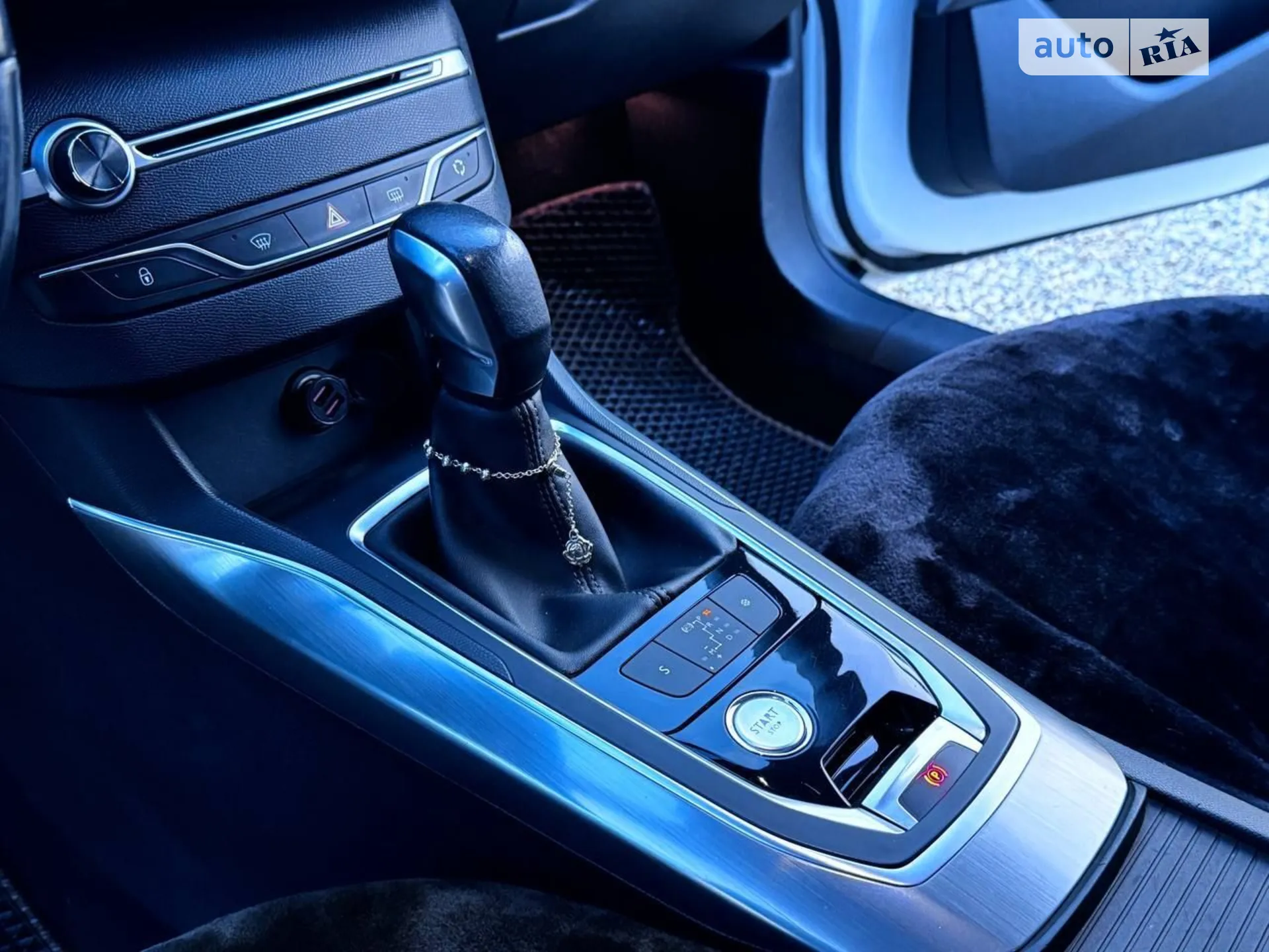 2014 Peugeot 308 - мініатюра 4