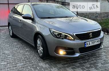 Универсал Peugeot 308 2020 в Киеве