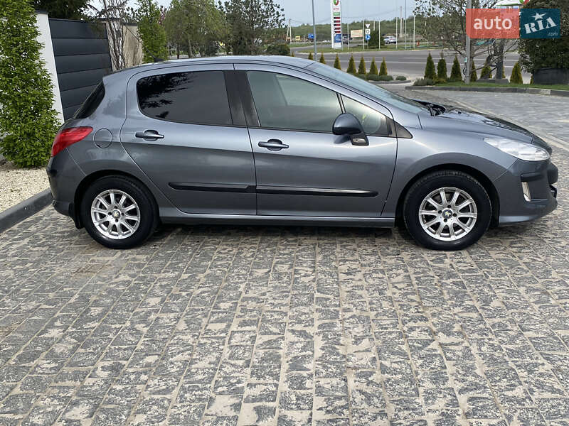 Хэтчбек Peugeot 308 2010 в Львове фото 3 Хэтчбек Peugeot 308 2010 в Львове