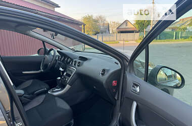 Хэтчбек Peugeot 308 2009 в Звенигородке