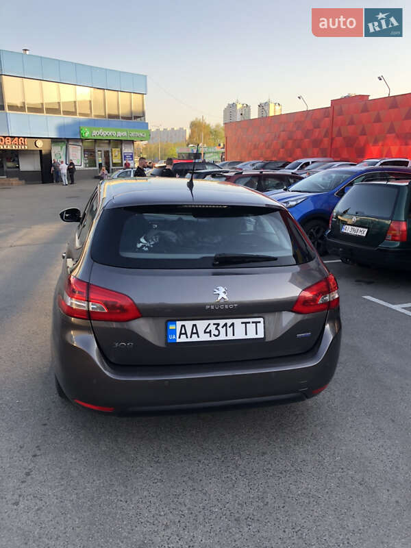 Універсал Peugeot 308 2015 в Києві