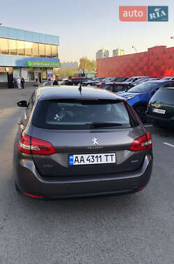 Универсал Peugeot 308 2015 в Киеве