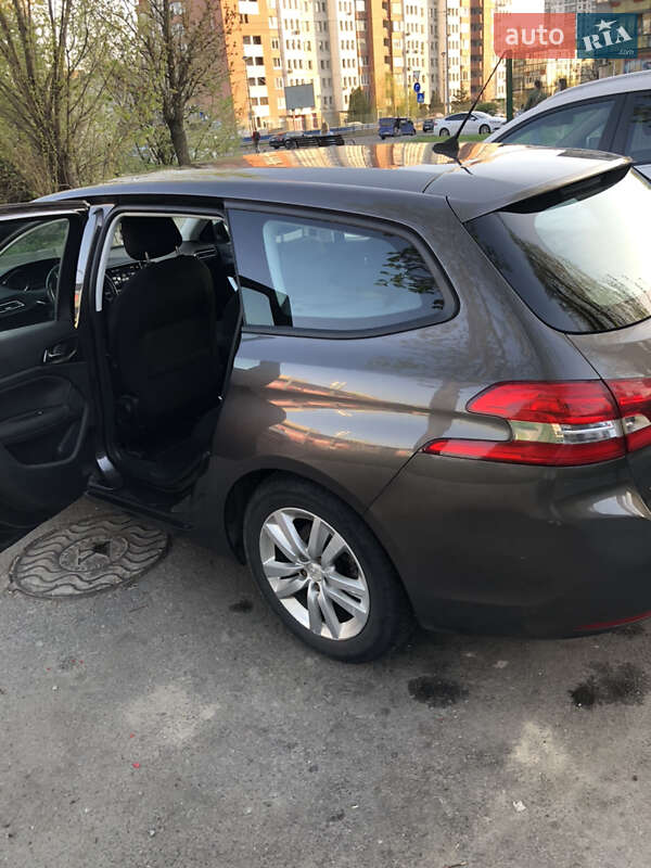 Універсал Peugeot 308 2015 в Києві