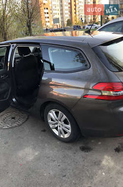 Универсал Peugeot 308 2015 в 