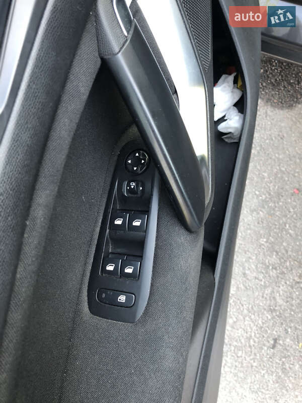 Універсал Peugeot 308 2015 в Києві