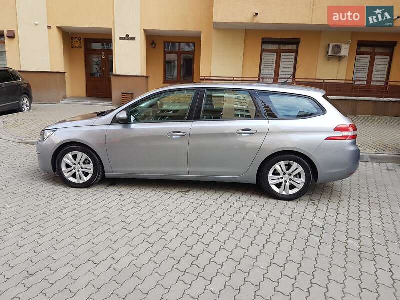 Peugeot 308 2015