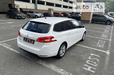 Универсал Peugeot 308 2020 в Киеве