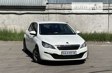 Хэтчбек Peugeot 308 2015 в Киеве