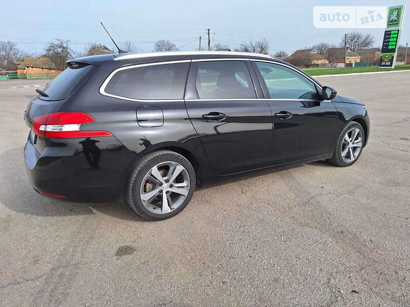 Універсал Peugeot 308 2017 в Кропивницькому