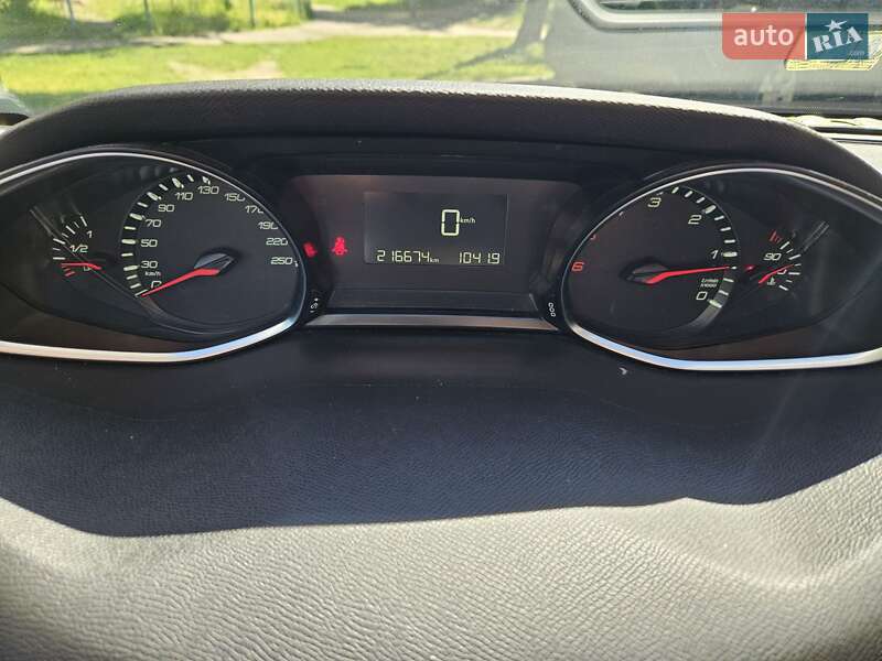 Универсал Peugeot 308 2016 в Киеве