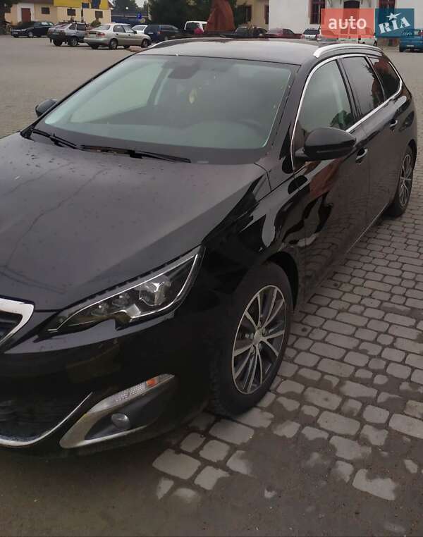 Универсал Peugeot 308 2016 в 