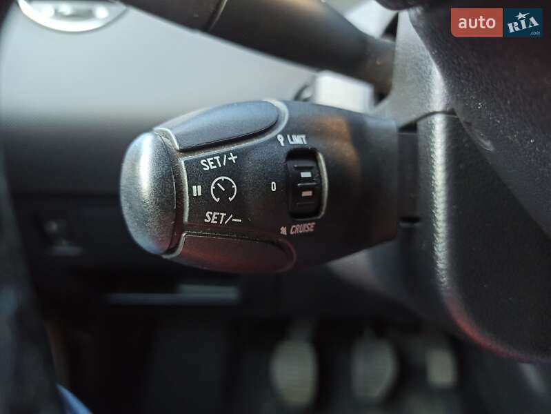 Універсал Peugeot 308 2008 в Львові фото 24 Універсал Peugeot 308 2008 в Львові