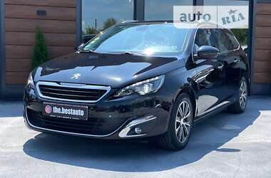 Універсал Peugeot 308 2016 в Рівному