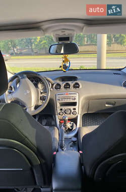 Универсал Peugeot 308 2011 в 