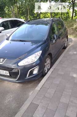 Универсал Peugeot 308 2012 в Киеве