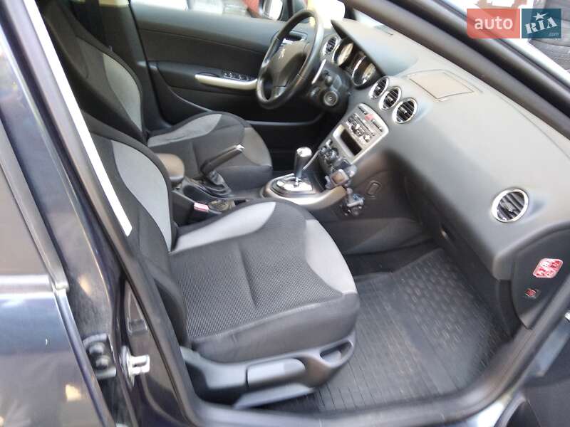 Универсал Peugeot 308 2012 в Киеве