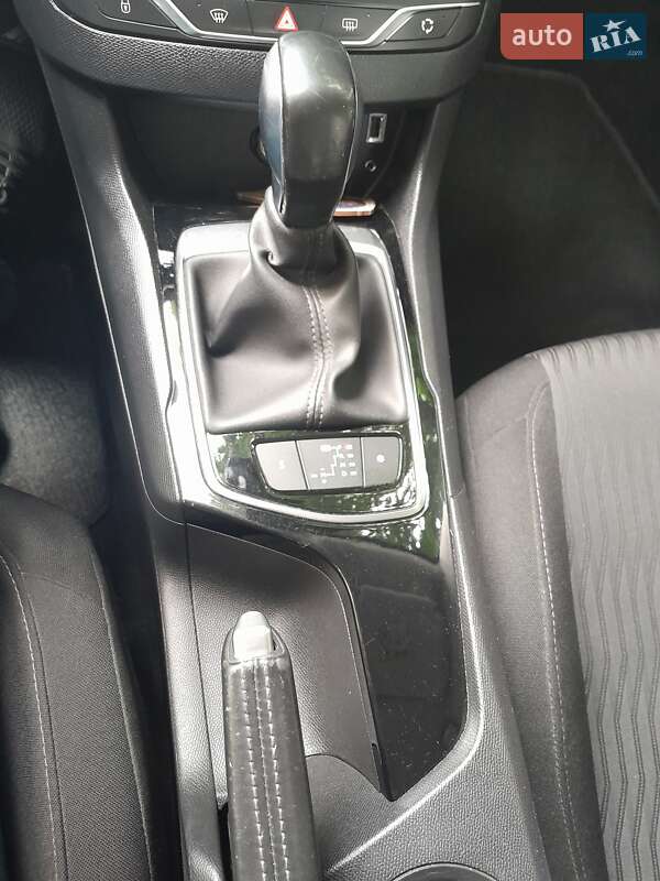 Универсал Peugeot 308 2015 в Львове