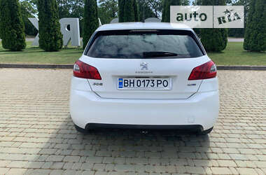 Хэтчбек Peugeot 308 2015 в 