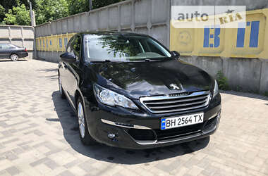 Хэтчбек Peugeot 308 2015 в Днепре