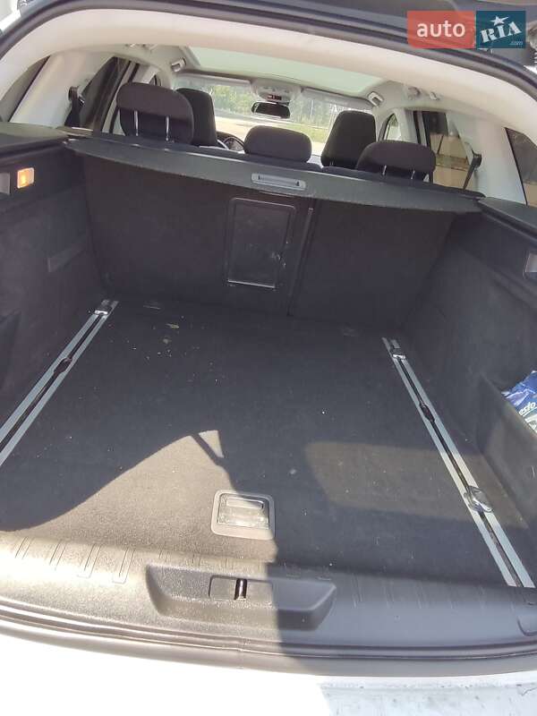 Универсал Peugeot 308 2015 в Доброполье