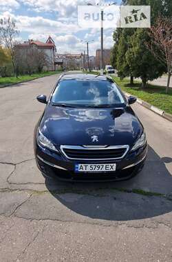 Универсал Peugeot 308 2015 в Калуше