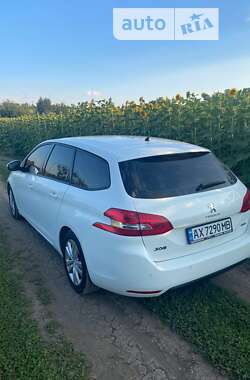 Універсал Peugeot 308 2015 в Харкові