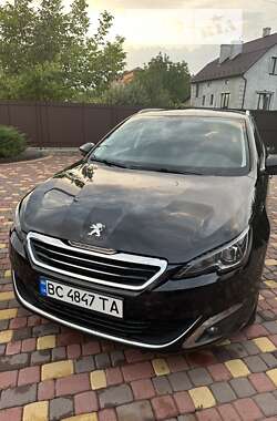 Универсал Peugeot 308 2017 в Радехове