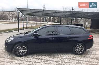 Універсал Peugeot 308 2015 в Гусятині