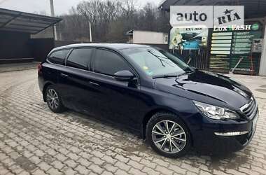 Универсал Peugeot 308 2015 в Гусятине