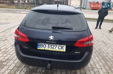 Универсал Peugeot 308 2015 в Гусятине