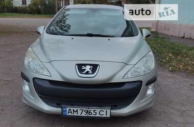 Хетчбек Peugeot 308 2010 в Коростені